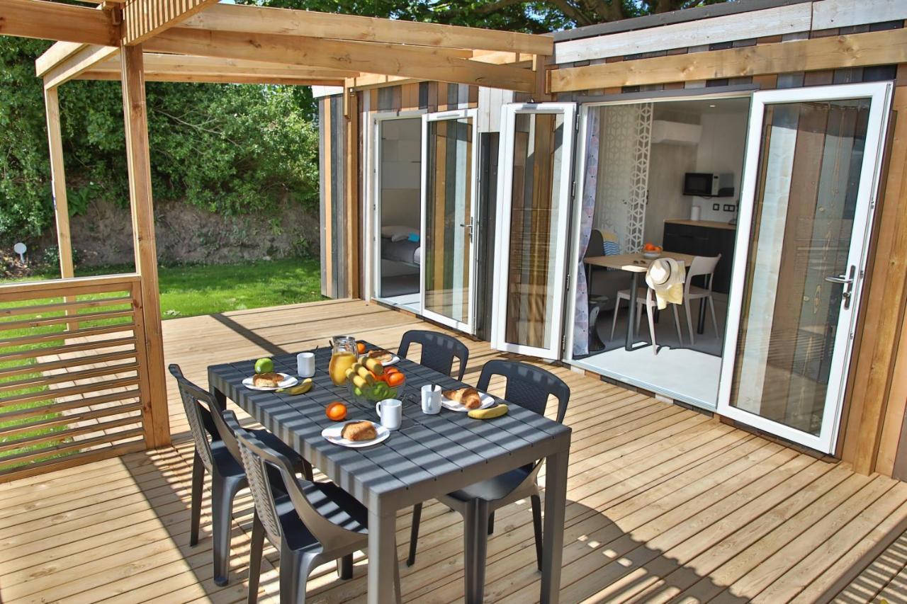 Camping Maeva Respire Le Village Perrosien Exterior foto